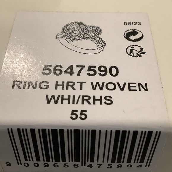 Swarovski Matrix Woven Heart Cocktail Ring, Brand New - Picture 3 of 3